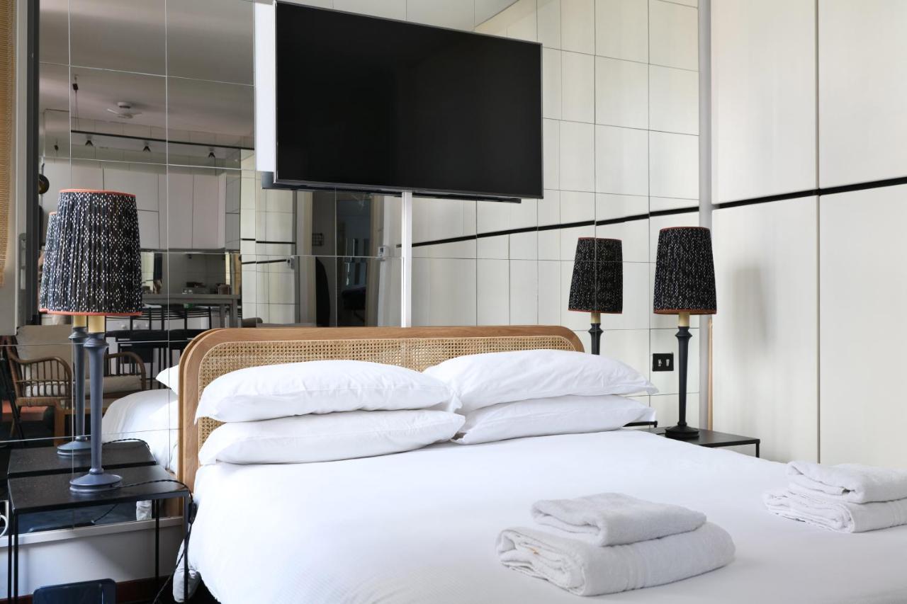 Elegant Terrace Suite Милано Екстериор снимка